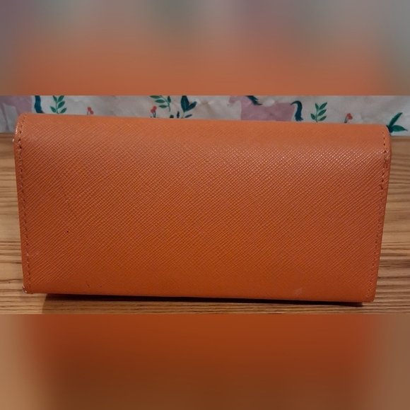 EUC Tory Burch Hard Orange Saffiano Leather & Silk Sleeve Glasses Sunglass Cases - Picture 2 of 11